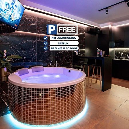 Jacuzzi Glass-House Central Station Cracóvia Exterior foto